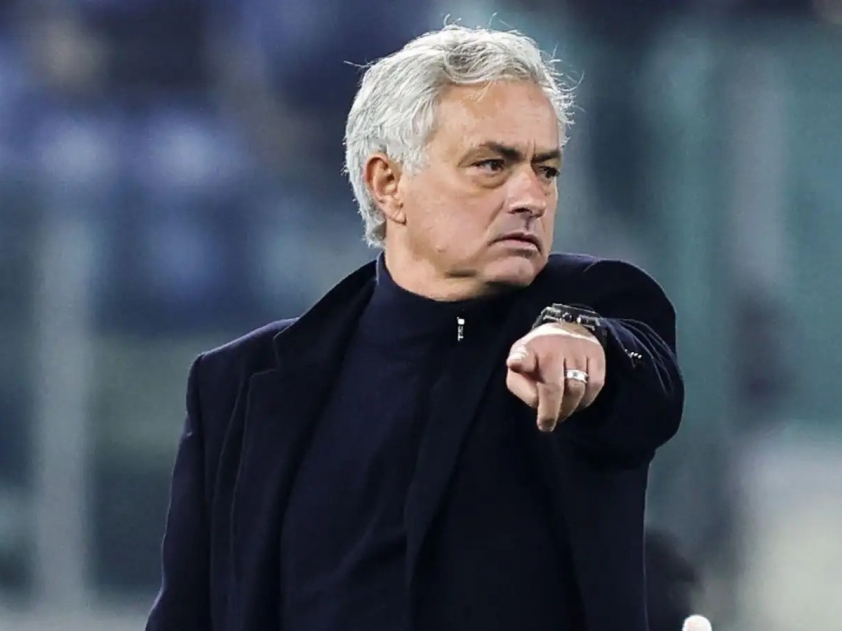 HLV Mourinho có thể trở lại Real Madrid 